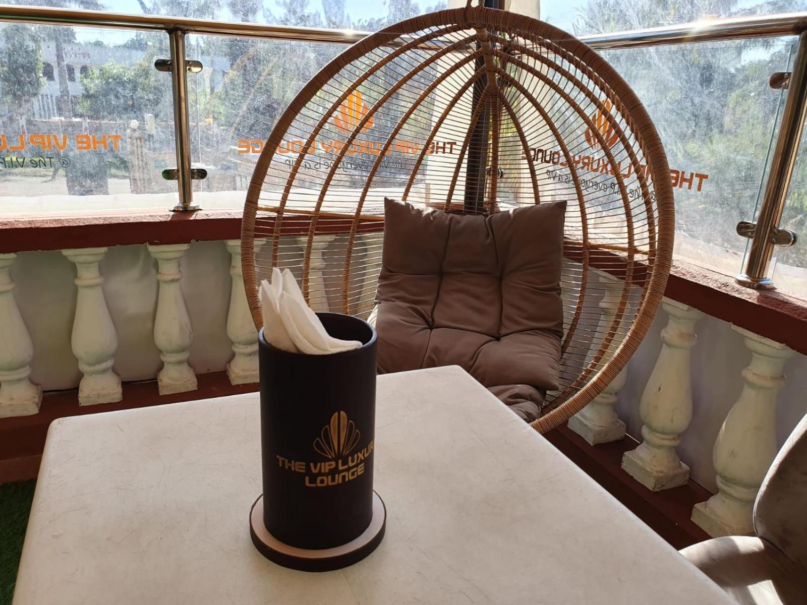 The Vip Luxury Lounge Hotel Kisumu Buitenkant foto