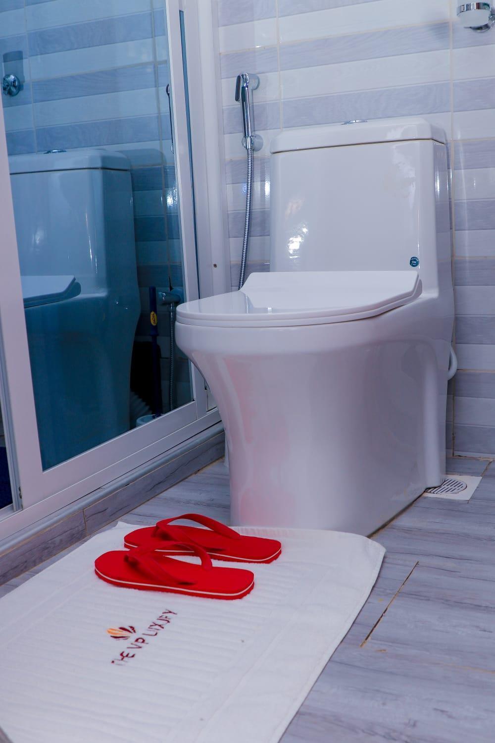 The Vip Luxury Lounge Hotel Kisumu Buitenkant foto